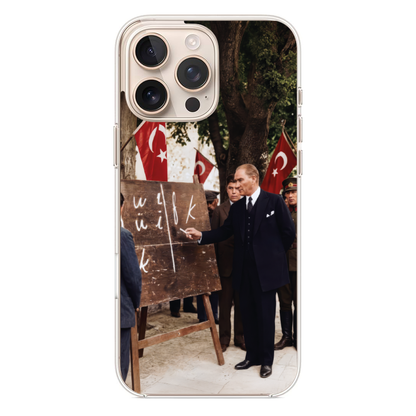 Başöğretmen Mustafa Kemal Atatürk Telefon Kılıfı (LE12)