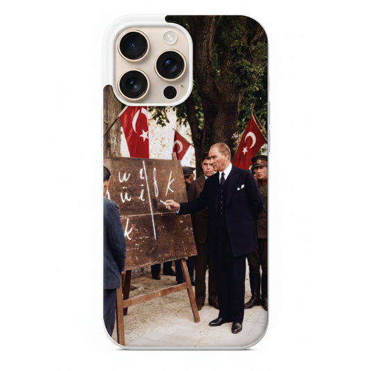 Başöğretmen Mustafa Kemal Atatürk Telefon Kılıfı (LE12)